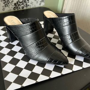 Slide on heels size 7.5